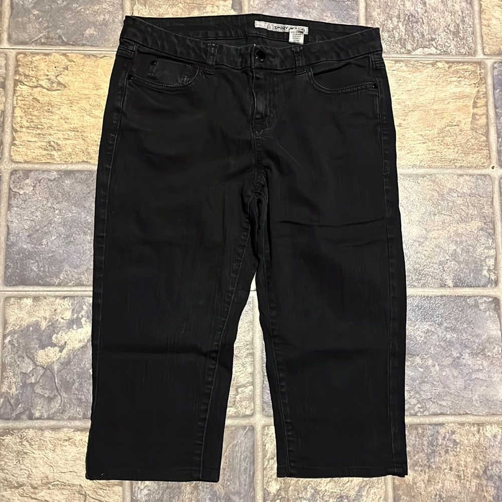 DKNY Jeans Capris, Black, size 14